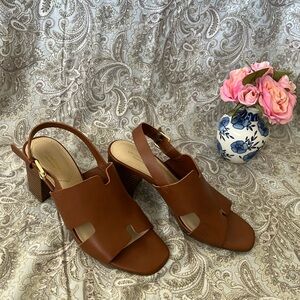 Liz Claiborne Brown T-Strap Sandals